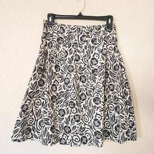 BCBG Floral Skirt A-line Midi Side Zipper Lined